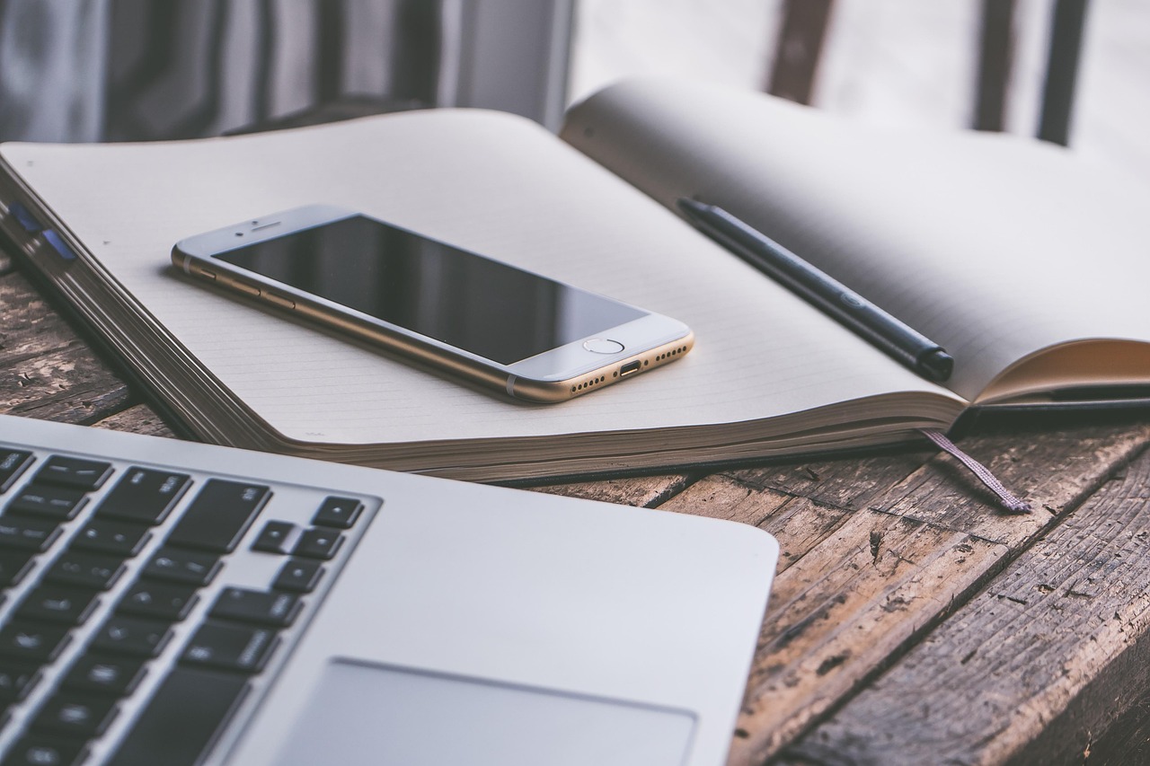 Business, computer, mobile — Advancements in Rotomoulding Technology: Shaping the Future